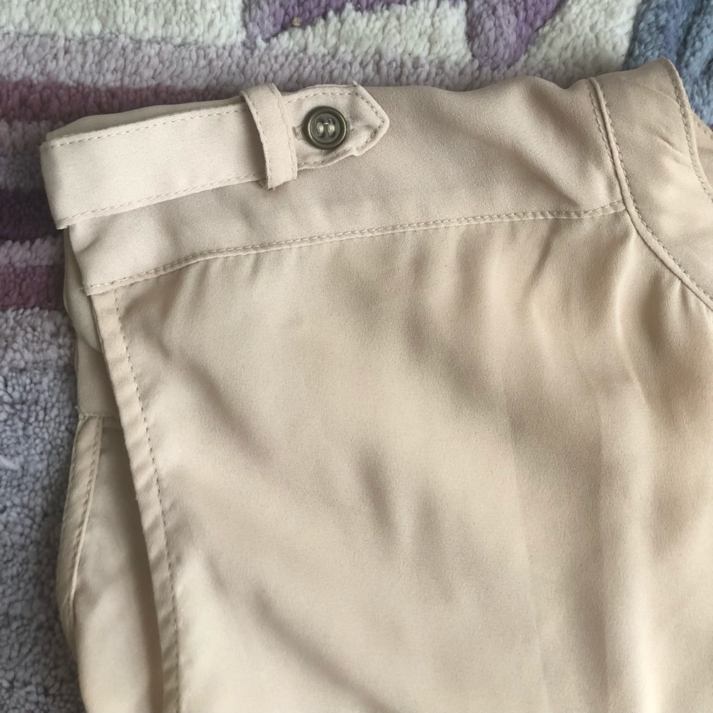 Tan High-Low Blouse - Picture 5 of 6